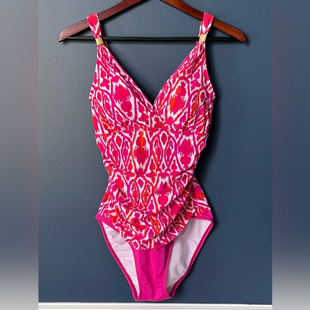 Ralph Lauren Ruffle Tummy Control One Piece Swim Size 8. Pink Orange 1133